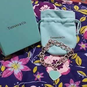 Tiffany & Co. Signature blue heart bracelet.